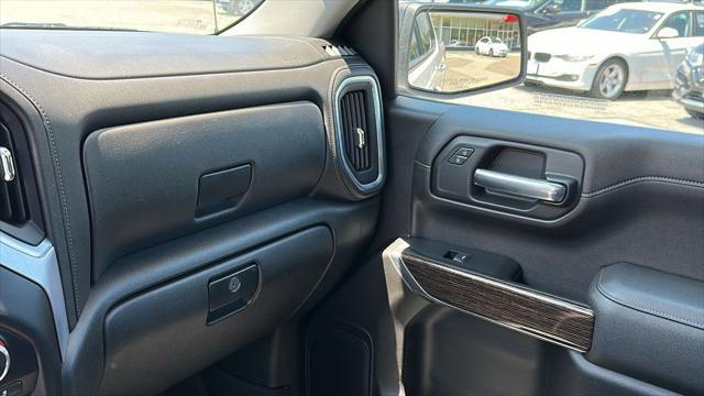 Photo of 2022 Summit White GMC Sierra 1500