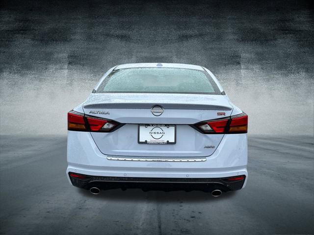 Photo of 2023 Gray Sky Pearl Nissan Altima