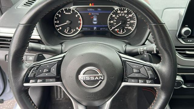 Photo of 2023 Gray Sky Pearl Nissan Altima