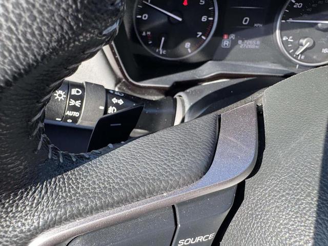 Photo of 2023 Crystal White Pearl Subaru Legacy