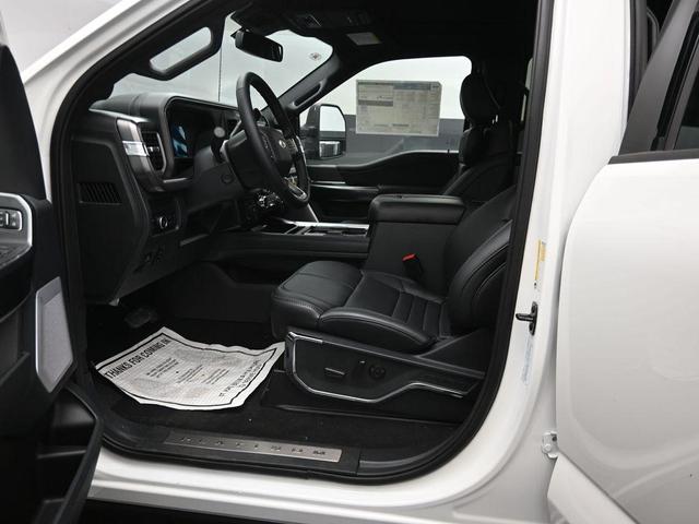 Photo of 2025 Star White Metallic Tri-Coat Ford F-250