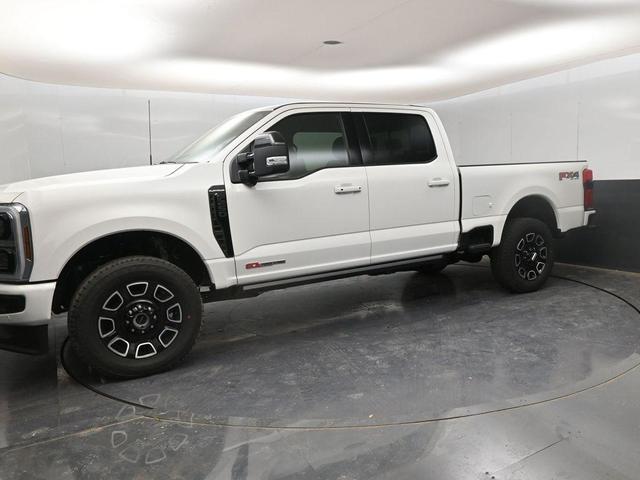 Photo of 2025 Star White Metallic Tri-Coat Ford F-250