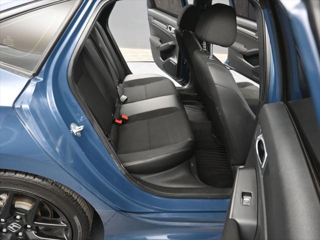 Photo of 2025 Gray Honda Civic