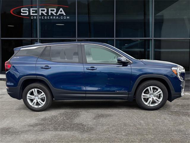 Photo of 2022 Marine Metallic GMC Terrain