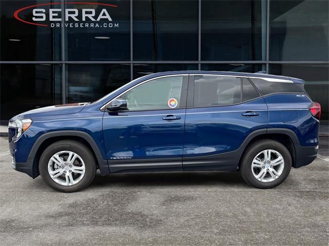 Photo of 2022 Marine Metallic GMC Terrain