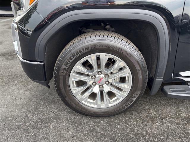 Photo of 2019 Onyx Black GMC Sierra 1500