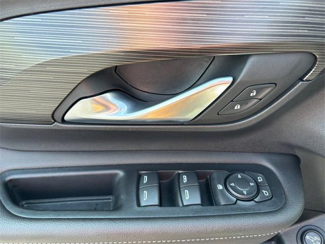 Photo of 2022 Quicksilver Metallic GMC Terrain