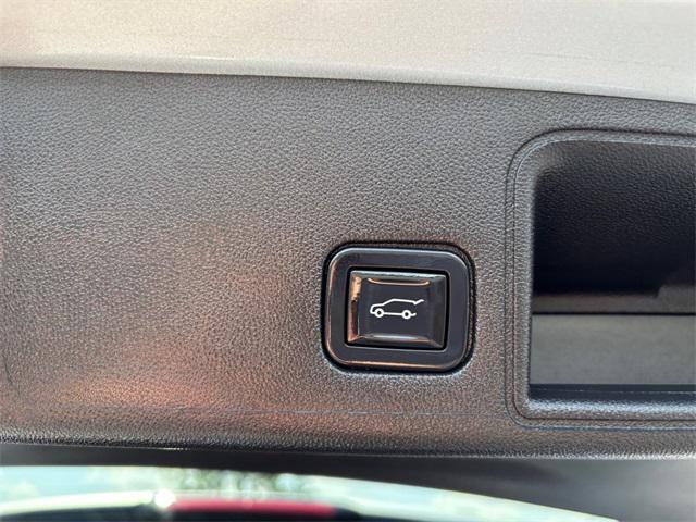 Photo of 2022 Quicksilver Metallic GMC Terrain