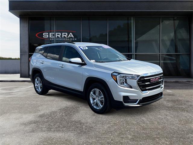 Photo of 2022 Quicksilver Metallic GMC Terrain
