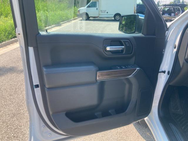 Photo of 2021 Summit White Chevrolet Silverado 1500