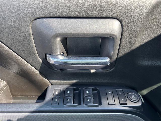 Photo of 2017 Black Chevrolet Silverado 1500
