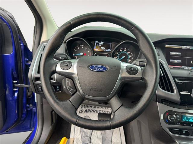 Photo of 2014 Blue Metallic Ford Focus