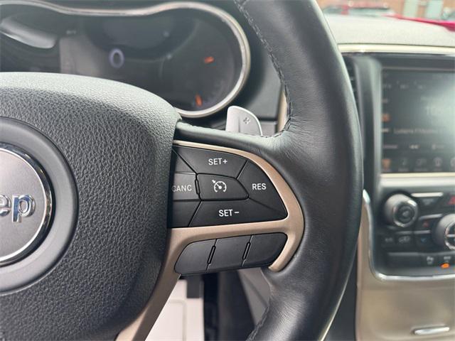 Photo of 2014 Granite Crystal Metallic Clearcoat Jeep Grand Cherokee