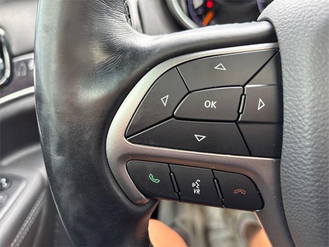 Photo of 2020 Granite Crystal Metallic Clearcoat Jeep Grand Cherokee