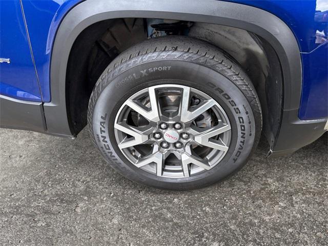 Photo of 2023 Ultra Blue Metallic GMC Acadia