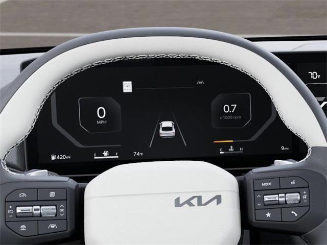 Photo of 2025 Snow White Pearl Kia K4