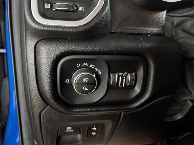 Photo of 2019 Blue Streak Pearlcoat RAM 1500