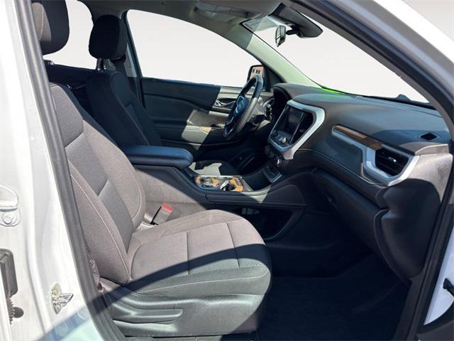 Photo of 2022 Summit White GMC Acadia