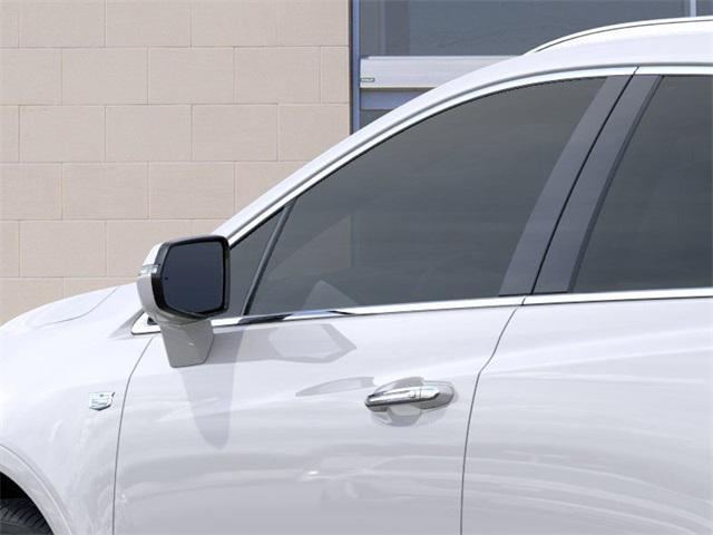 Photo of 2025 Crystal White Cadillac XT5