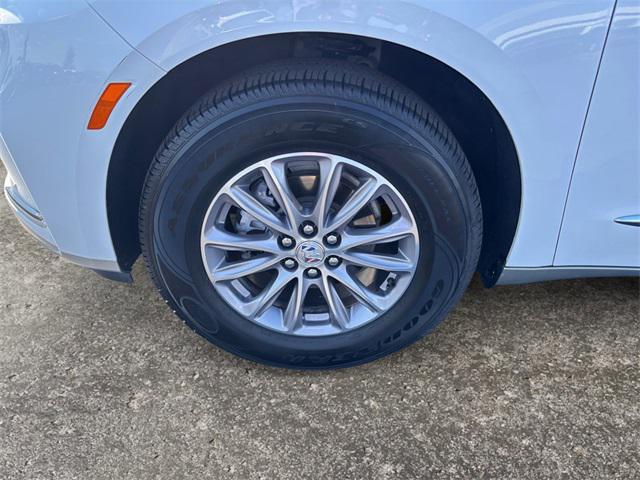Photo of 2024 Summit White Buick Enclave