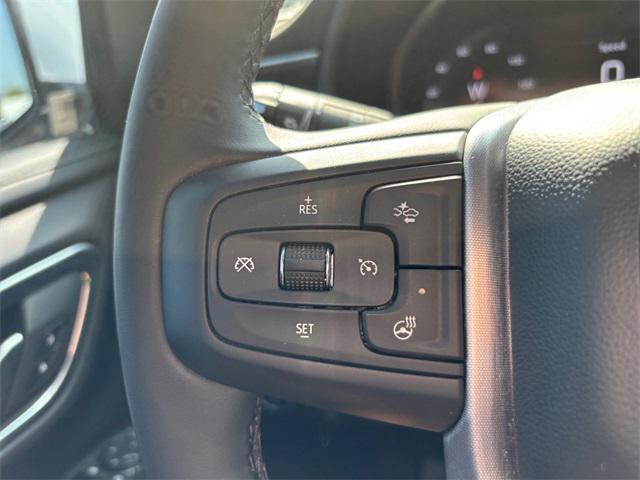 Photo of 2023 White Frost Tricoat GMC Yukon