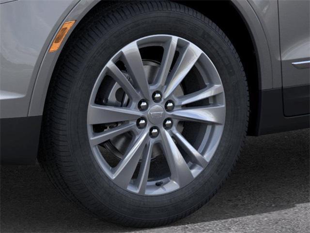 Photo of 2025 Argent Silver Metallic Cadillac XT5