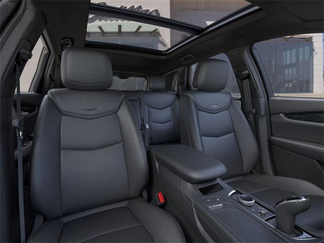 Photo of 2025 Argent Silver Metallic Cadillac XT5