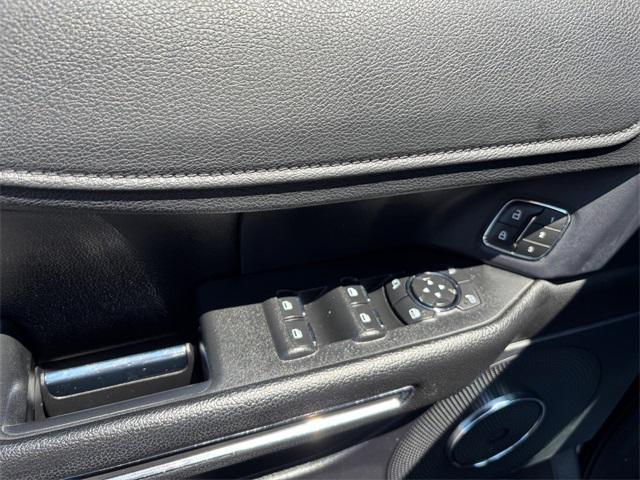 Photo of 2019 Agate Black Metallic Ford Expedition Max