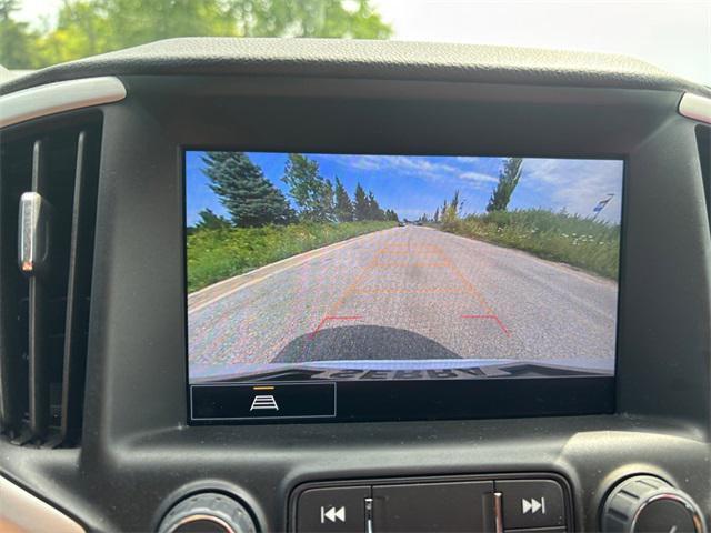Photo of 2022 Summit White GMC Terrain