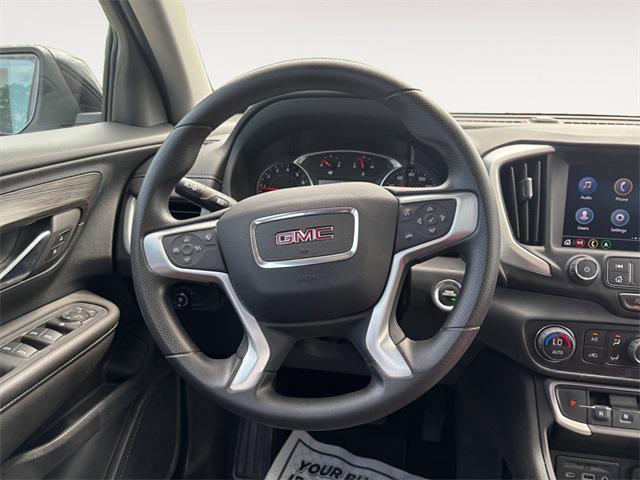 Photo of 2022 Summit White GMC Terrain