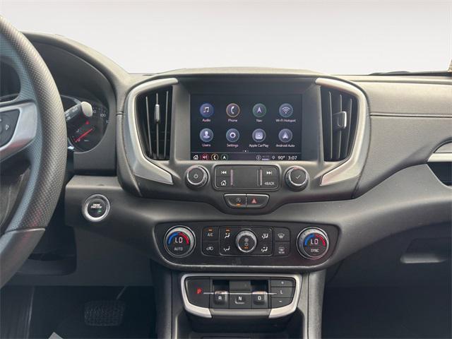 Photo of 2022 Summit White GMC Terrain