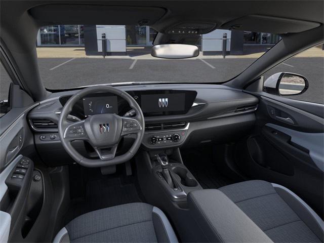 Photo of 2025 Summit White Buick Envista