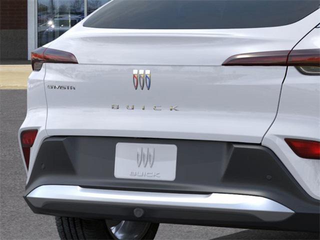 Photo of 2025 Summit White Buick Envista