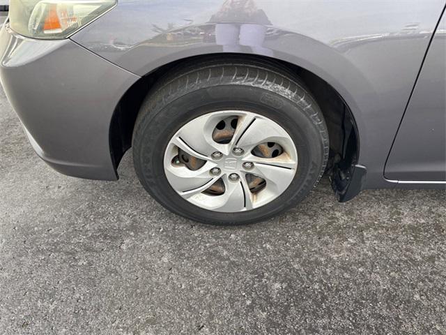 Photo of 2015 Gray Honda Civic