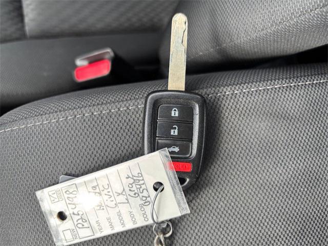 Photo of 2015 Gray Honda Civic