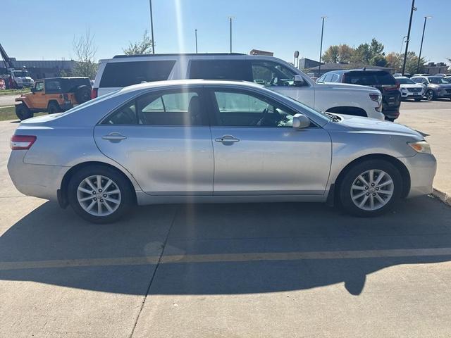 Photo of 2010 Classic Silver Metallic Toyota Camry