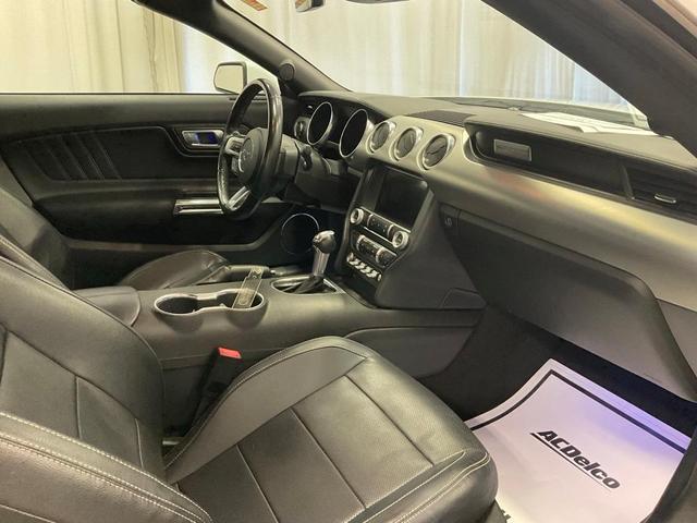 Photo of 2023 Oxford White Ford Mustang