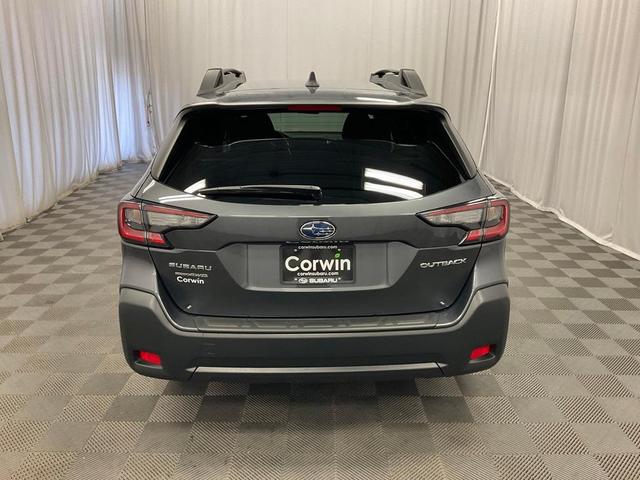 Photo of 2025 Gray Subaru Outback