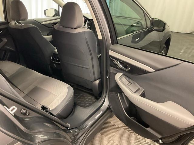 Photo of 2025 Gray Subaru Outback