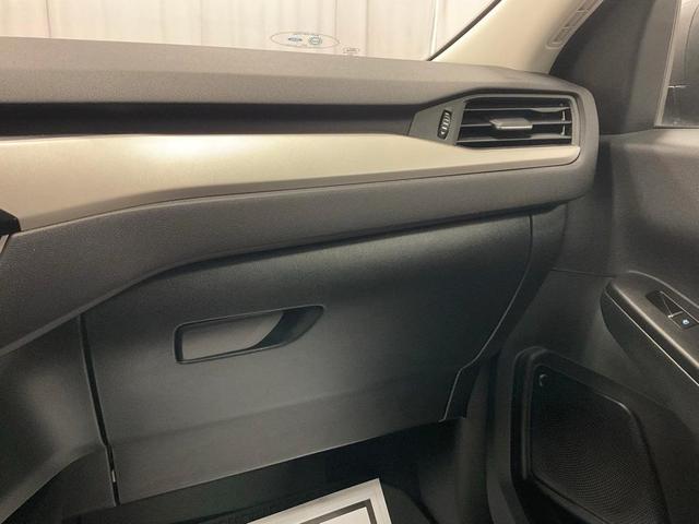 Photo of 2022 Carbonized Gray Metallic Ford Escape