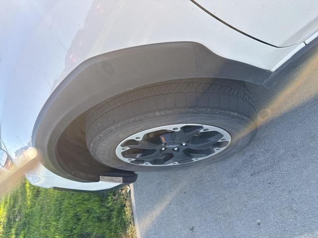 Photo of 2023 Crystal White Pearl Subaru Crosstrek