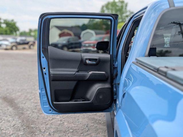 Photo of 2019 Voodoo Blue Toyota Tacoma
