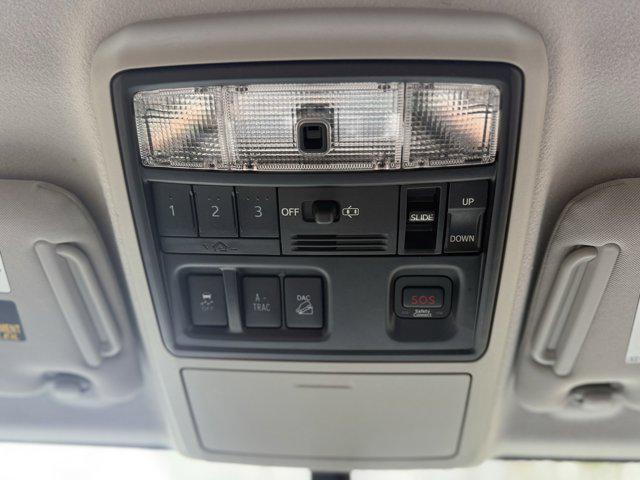 Photo of 2017 Classic Silver Metallic Toyota 4Runner
