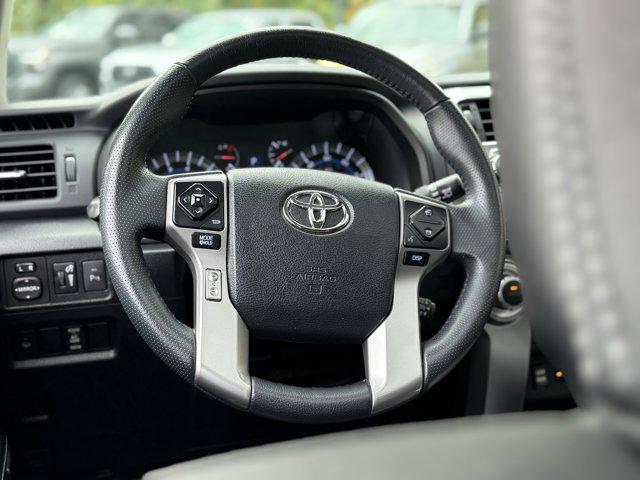 Photo of 2017 Classic Silver Metallic Toyota 4Runner