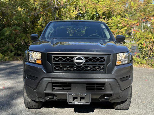 Photo of 2022 Gun Metallic Nissan Frontier