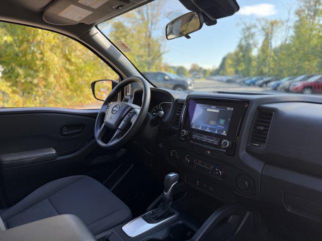 Photo of 2022 Gun Metallic Nissan Frontier