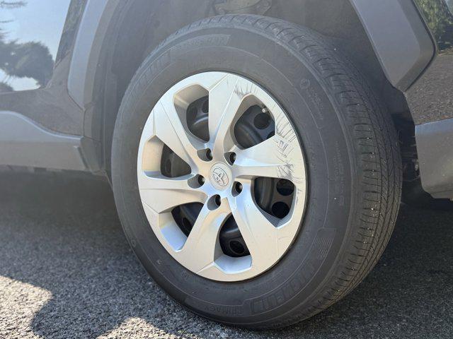 Photo of 2022 Midnight Black Metallic Toyota RAV4