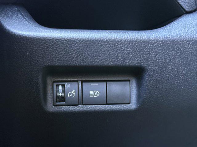 Photo of 2022 Midnight Black Metallic Toyota RAV4