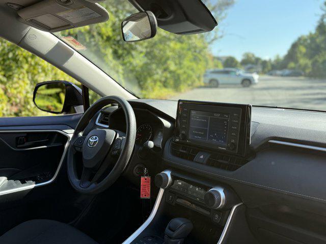 Photo of 2022 Midnight Black Metallic Toyota RAV4