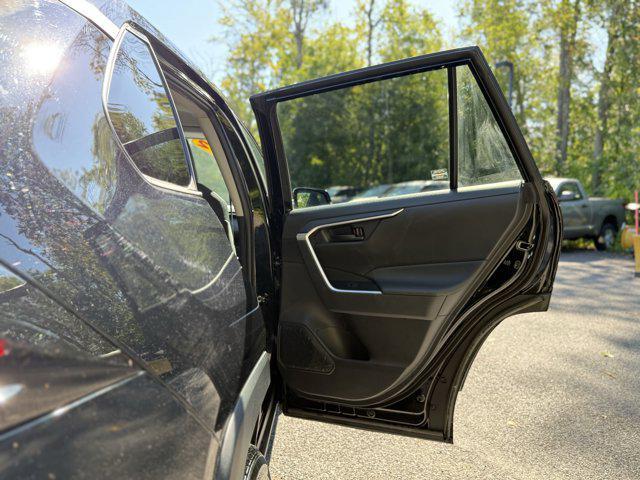 Photo of 2022 Midnight Black Metallic Toyota RAV4